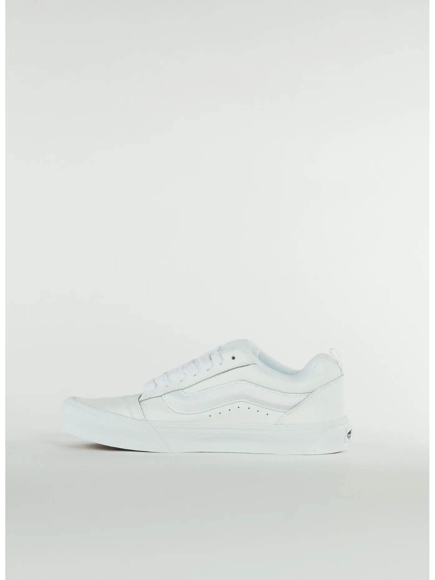     -VANS    -SCARPA KNU SKOOL-