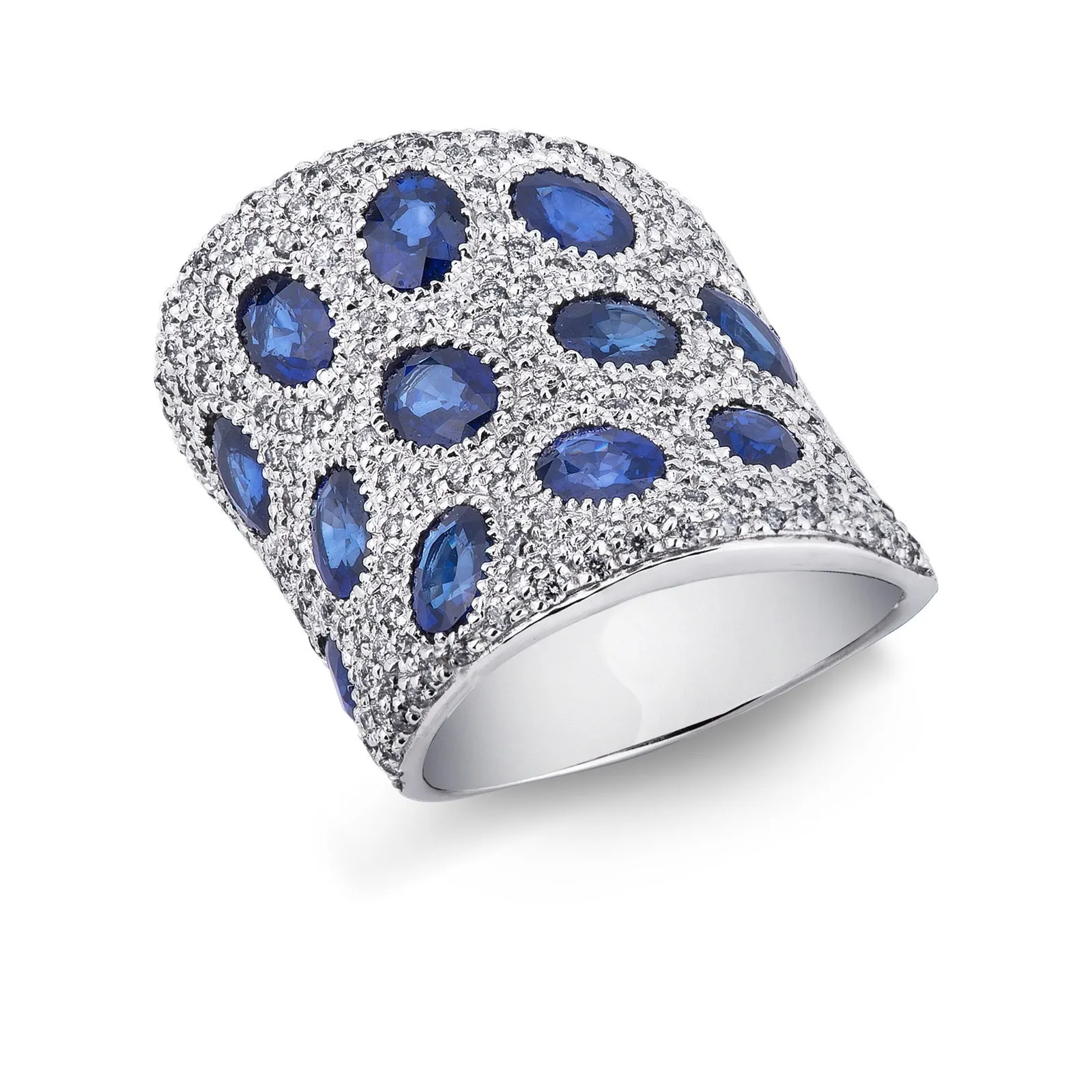 Anello in Oro Bianco 18k con Pavè di Diamanti e Zaffiri blu