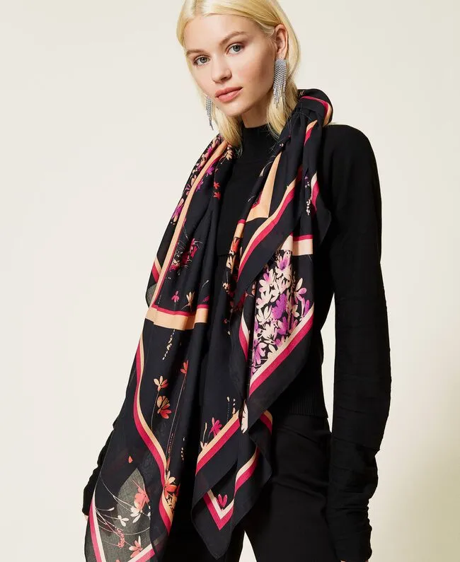 Keffiyeh Twin Set with Print / Black