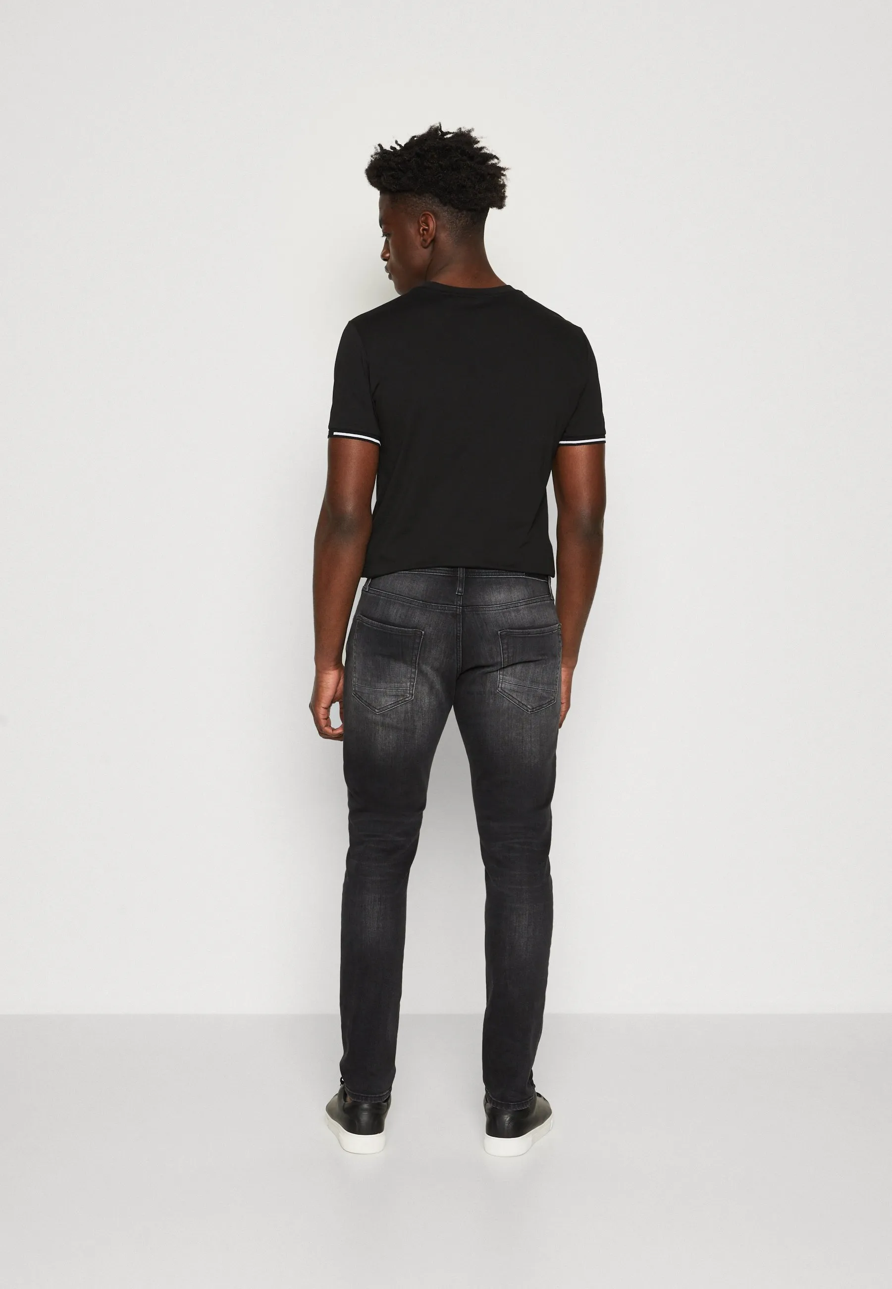 KURT - Jeans Tapered Fit