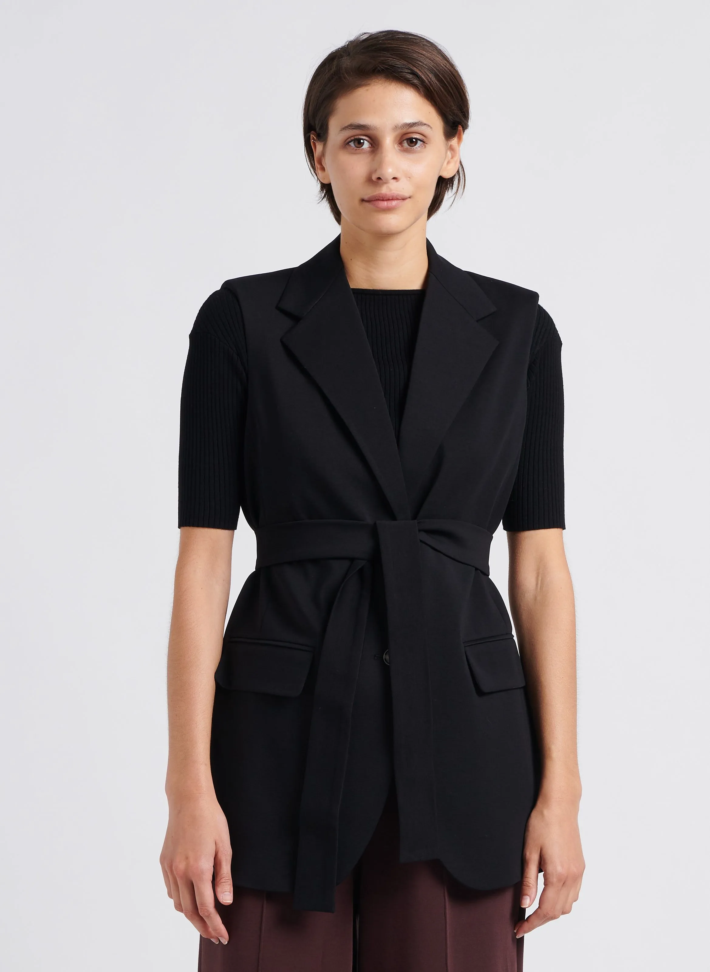  MAX MARA WEEK END   NIDO - Blazer senza maniche con cintura | Nero