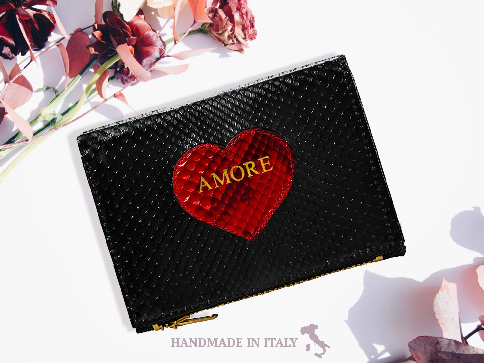 Mespecta Italia  ---------    ------------Portafoglio in vera pelle di Pitone Nero con Cuore di Pitone Rosso Personalizzabile