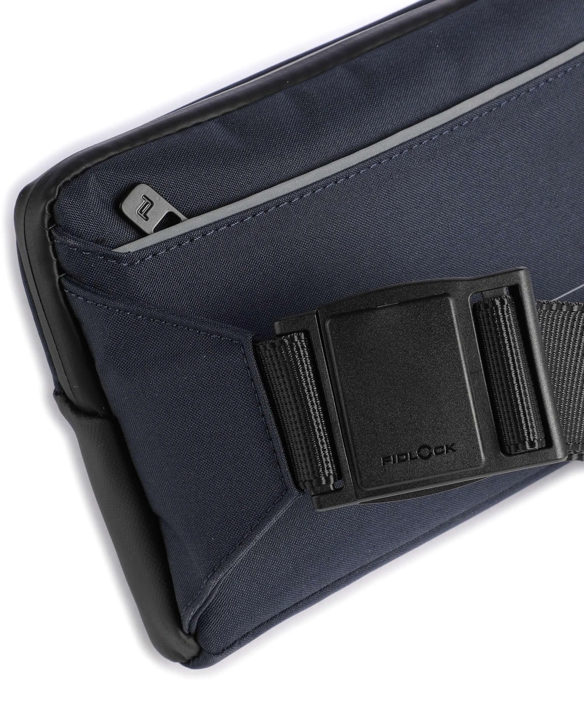  Porsche Design Urban Eco Marsupio poliestere riciclato, poliuretano blu scuro  